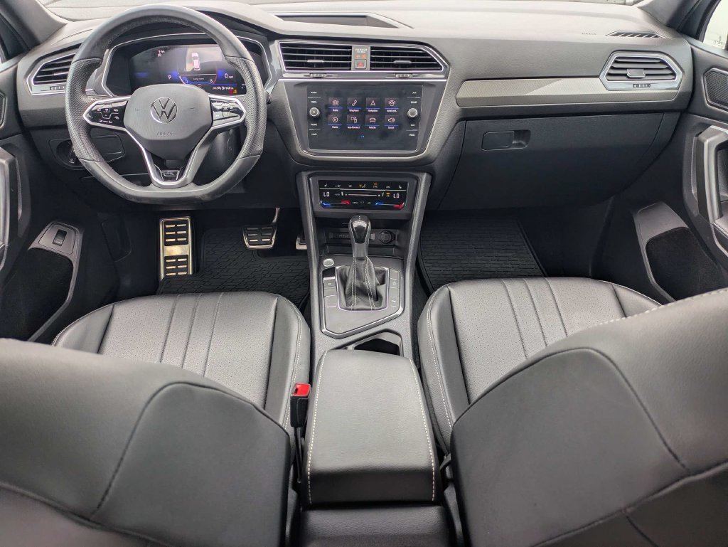 3VVCB7AX2RM189242