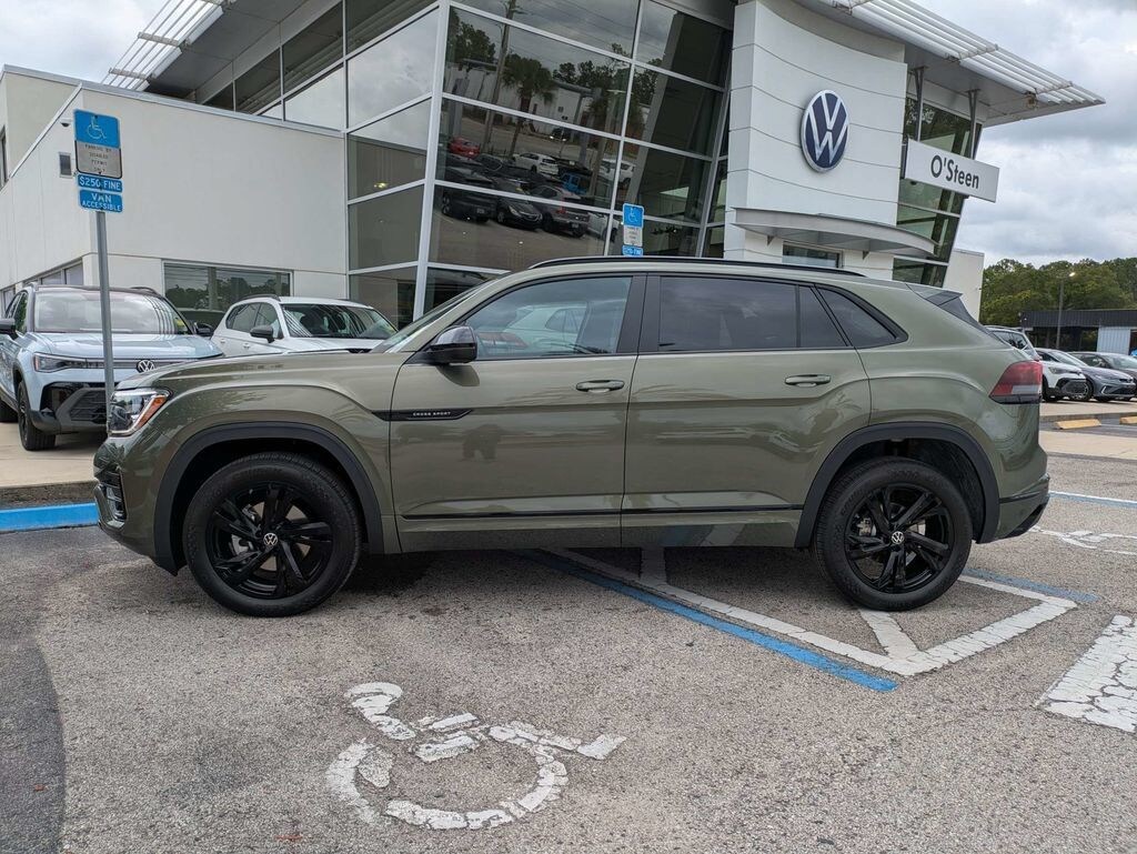 New 2026 Volkswagen Atlas Cross Sport 2.0T SEL R-Line Black SUV