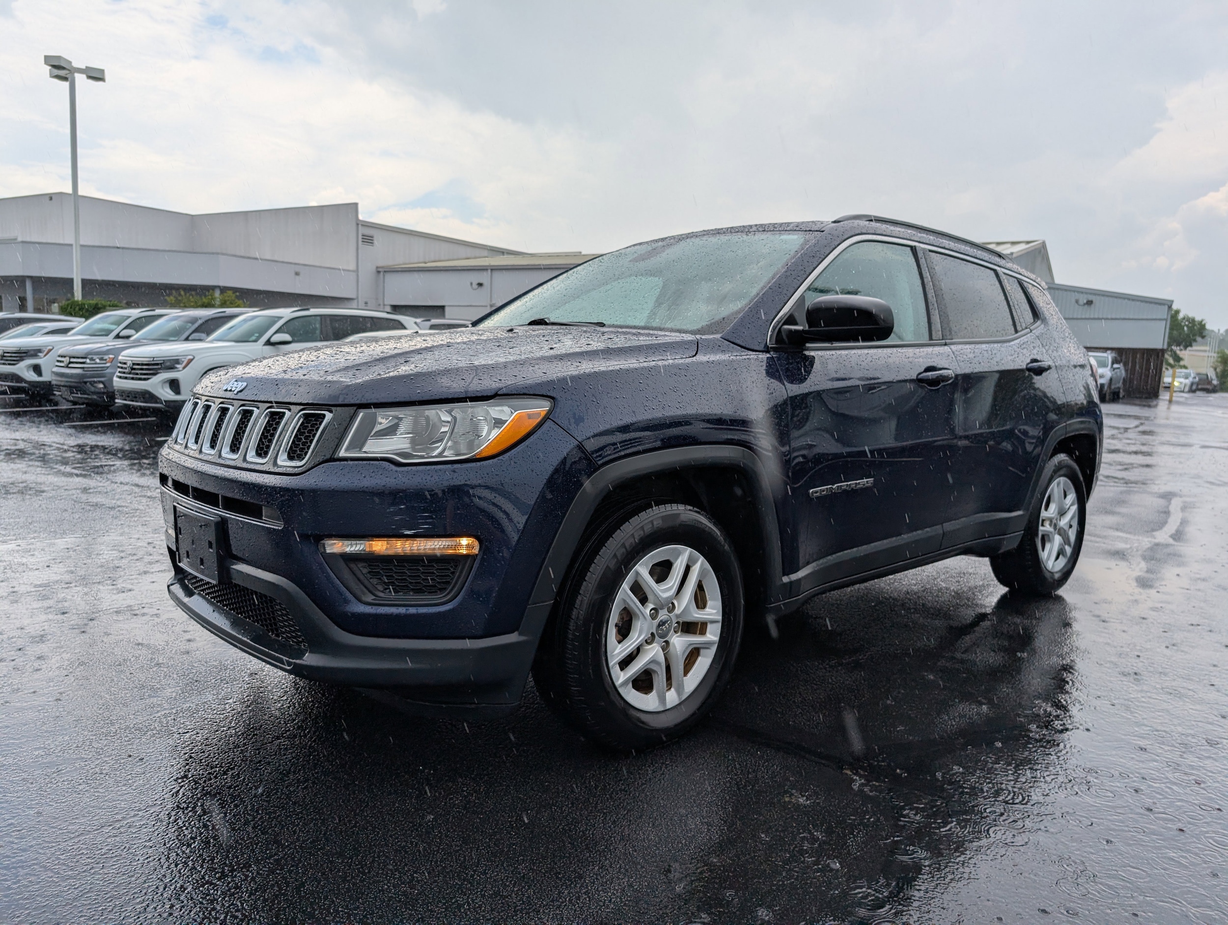 Used 2019 Jeep Compass Sport with VIN 3C4NJCAB4KT743836 for sale in Hahira, GA