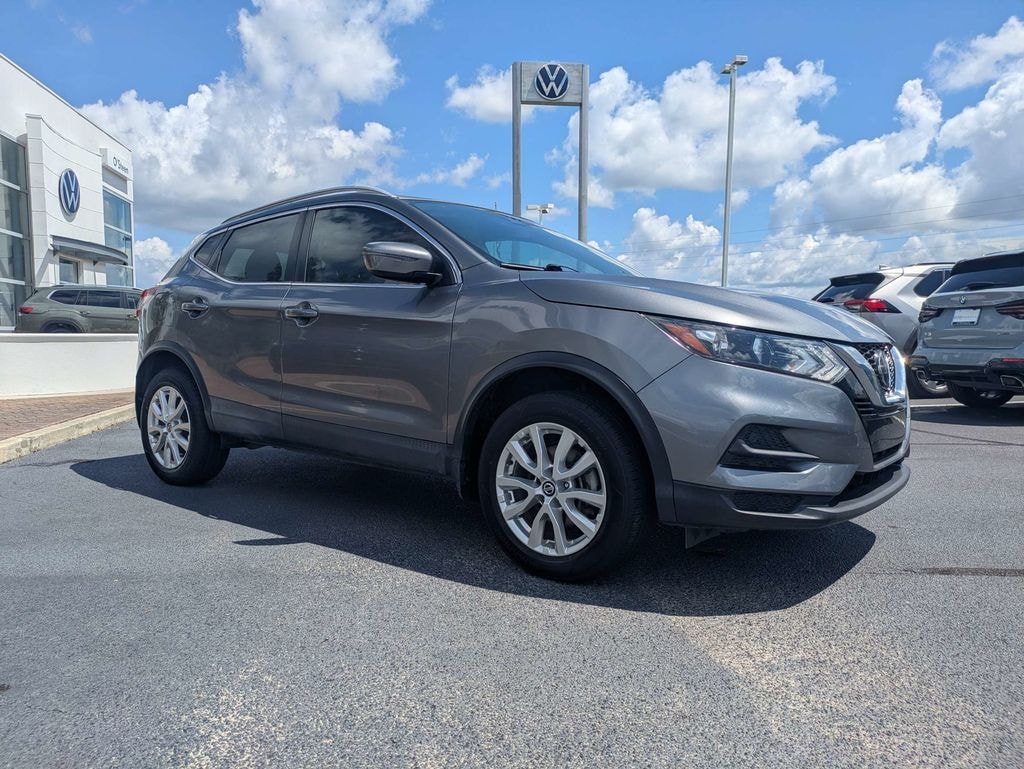 Used 2020 Nissan Rogue Sport SV SUV