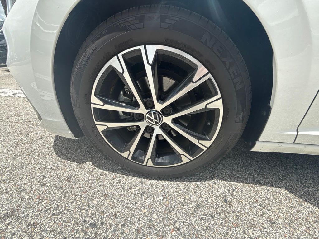 2026 Volkswagen Jetta Sport - Photo 30