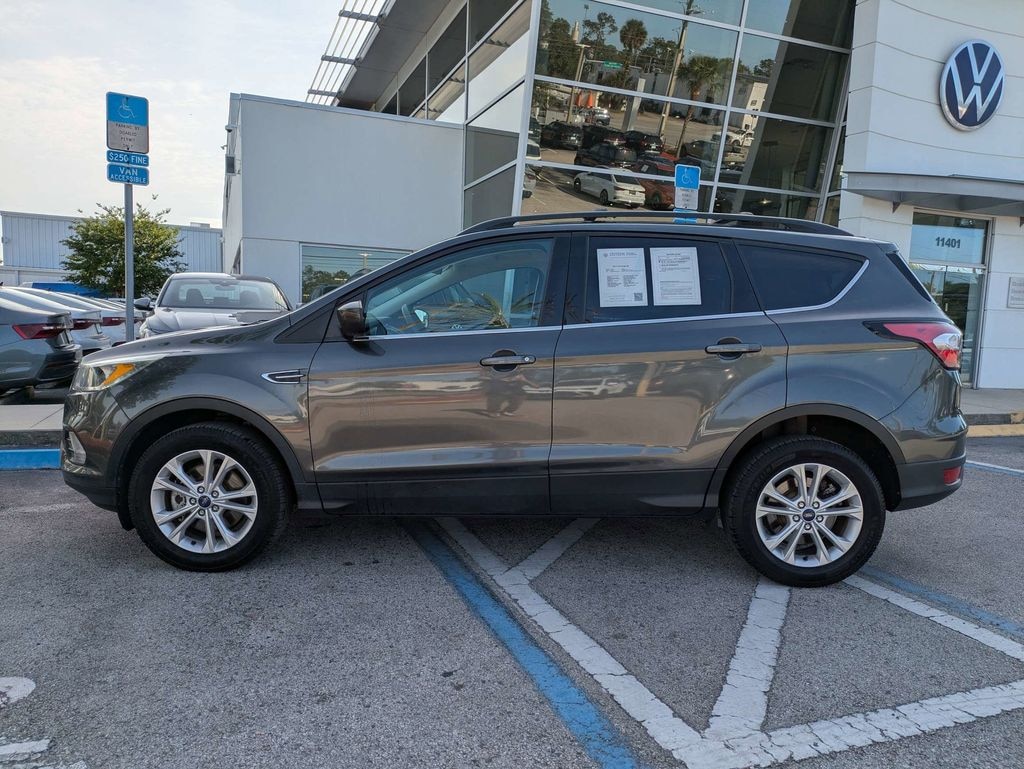 Used 2017 Ford Escape SE SUV