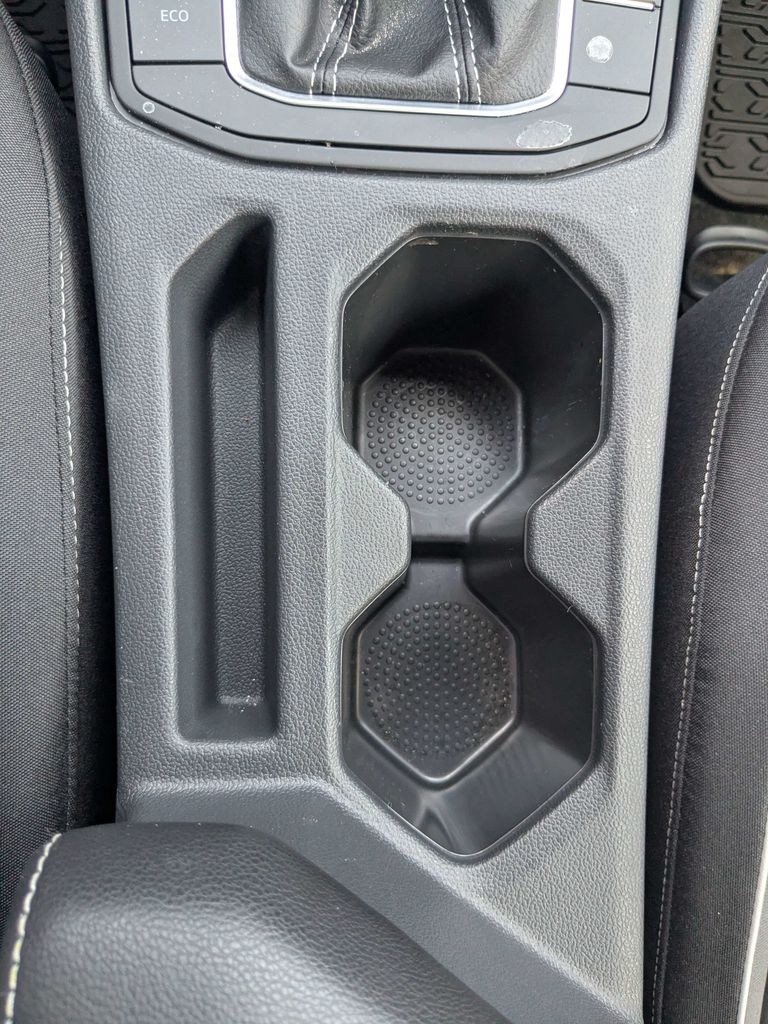 2026 Volkswagen Jetta Sport - Photo 42