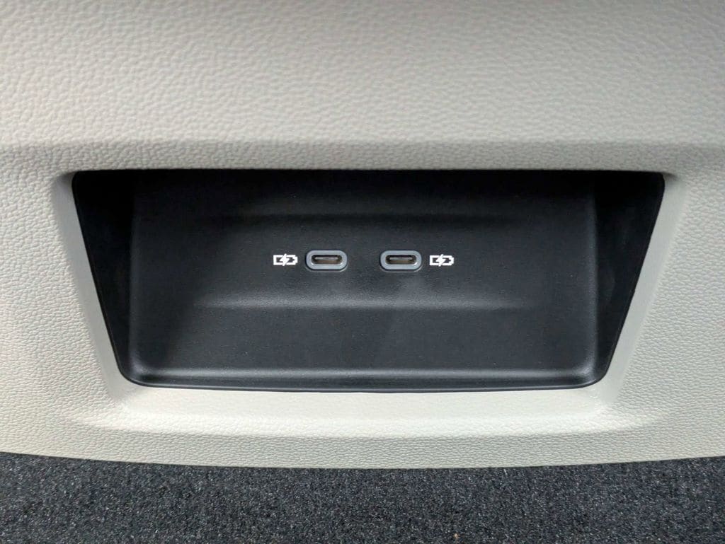 2026 Volkswagen Atlas SE - Photo 18