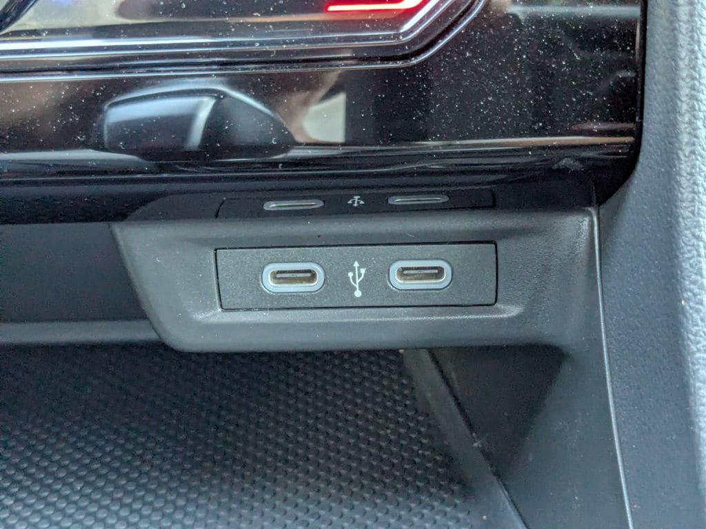 2026 Volkswagen Jetta Sport - Photo 36