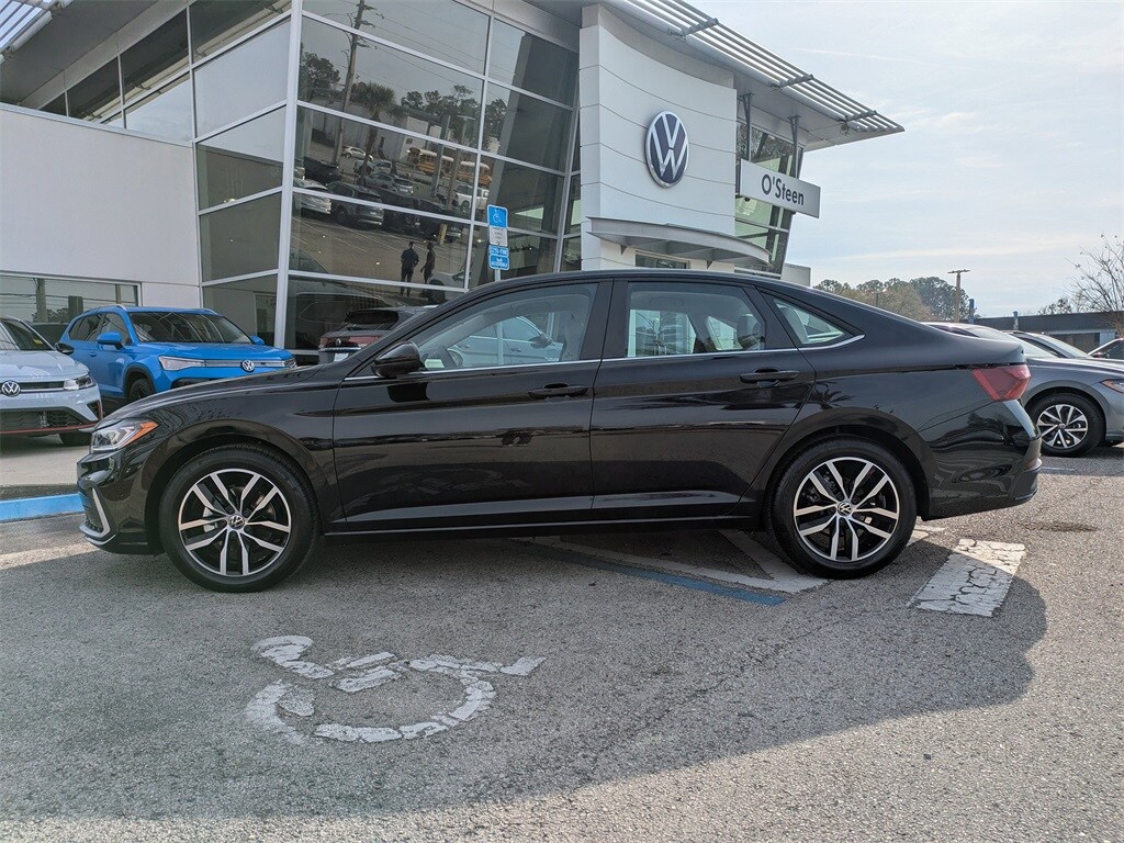 New 2026 Volkswagen Jetta 1.5T SE Sedan