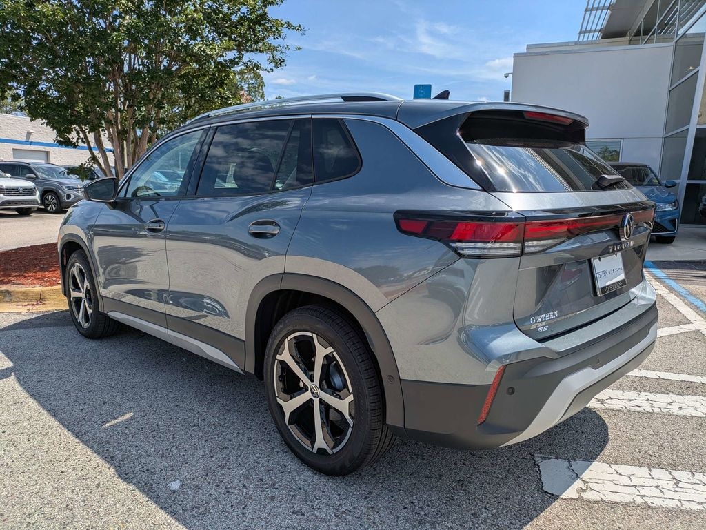 New 2026 Volkswagen Tiguan 2.0T SE SUV
