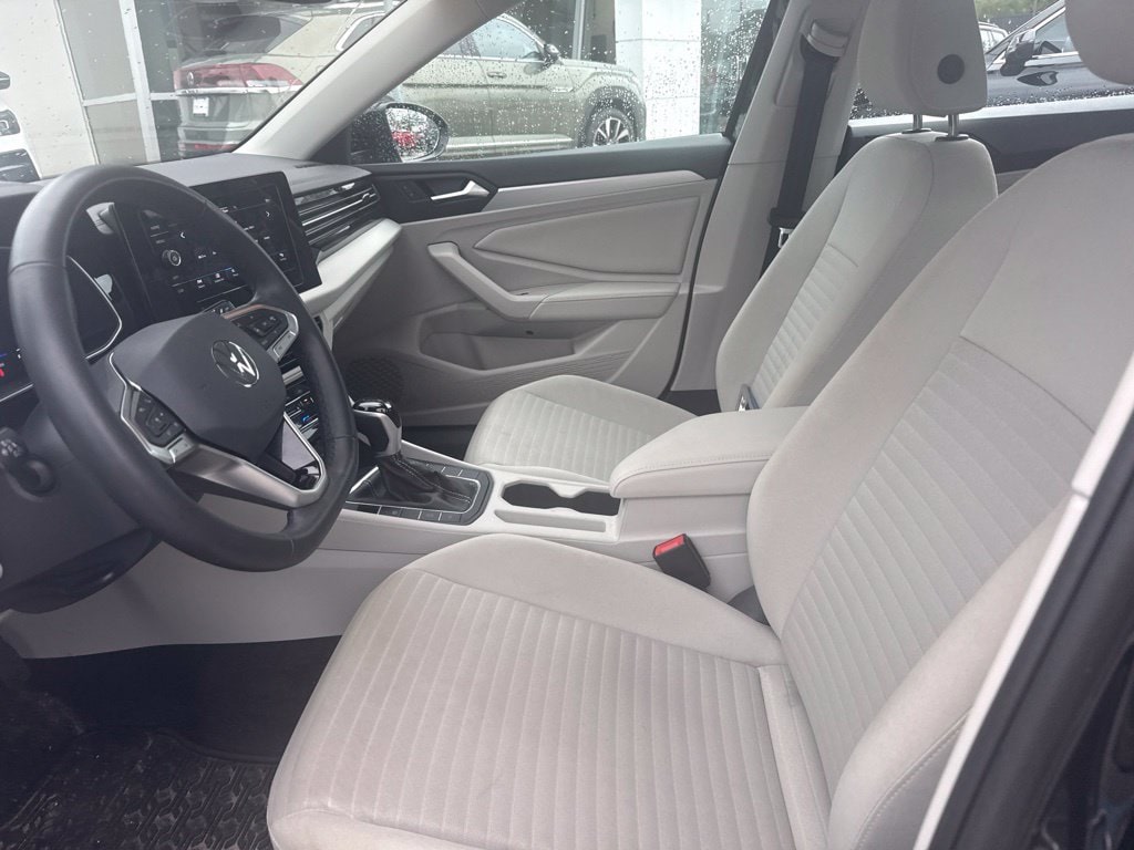 3VW5W7BU0TM010183