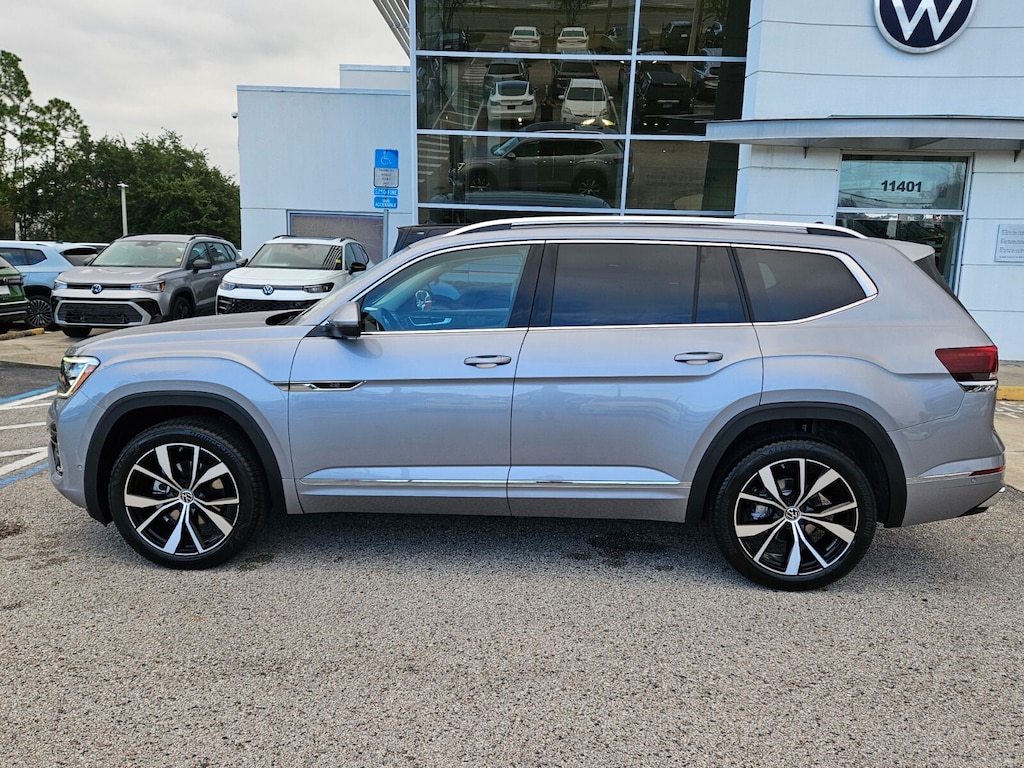 New 2026 Volkswagen Atlas 2.0T SEL Premium R-Line SUV