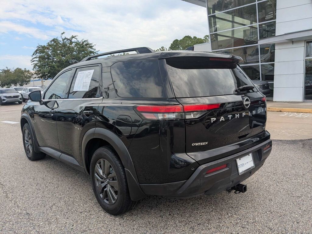 Used 2022 Nissan Pathfinder SV SUV