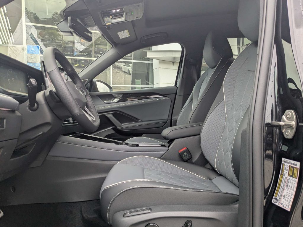New 2026 Volkswagen Tiguan SEL R-Line Turbo SUV