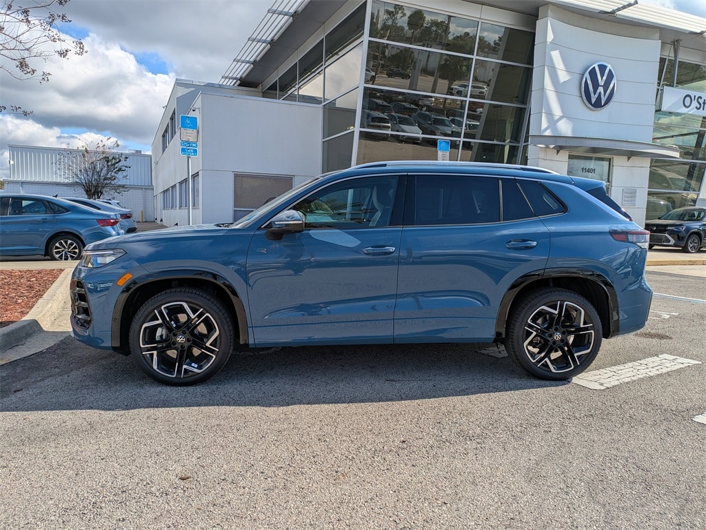 New 2026 Volkswagen Tiguan 2.0T SEL R-Line Turbo SUV