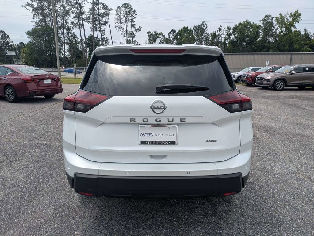 Used 2025 Nissan Rogue SV SUV