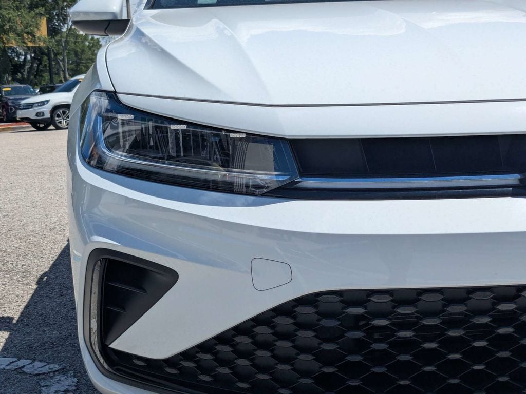 2026 Volkswagen Jetta Sport - Photo 10