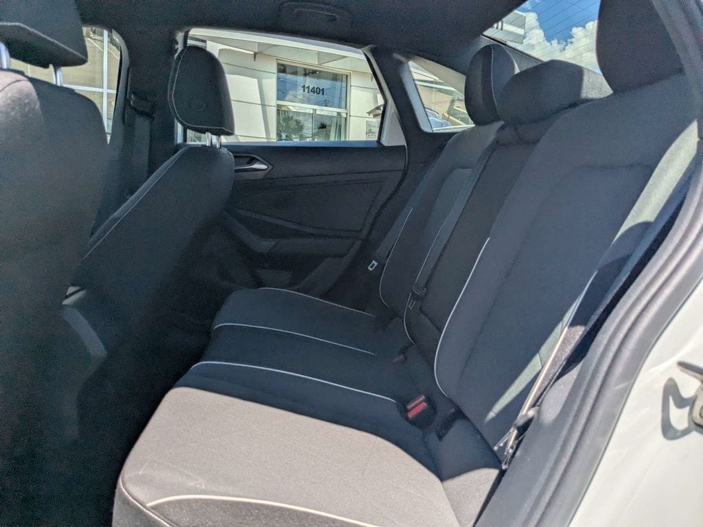 2026 Volkswagen Jetta Sport - Photo 17