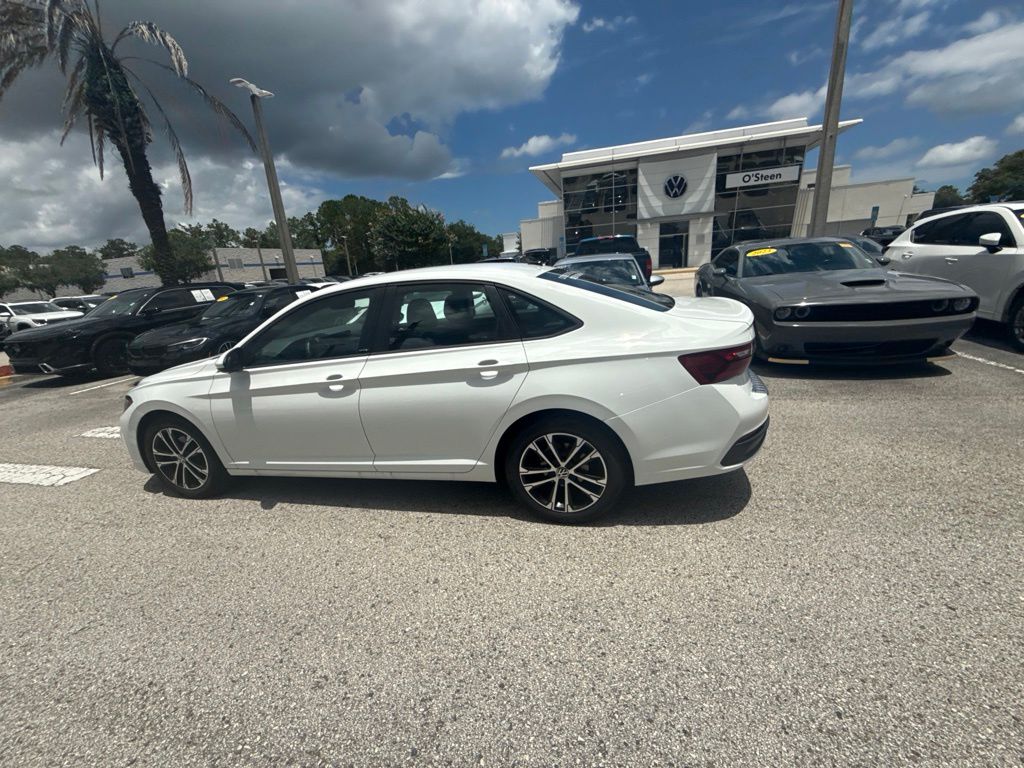 2026 Volkswagen Jetta Sport - Photo 22