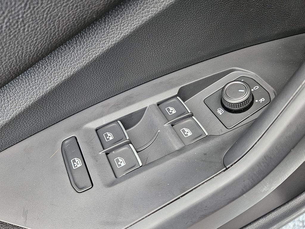 2026 Volkswagen Jetta Sport - Photo 39