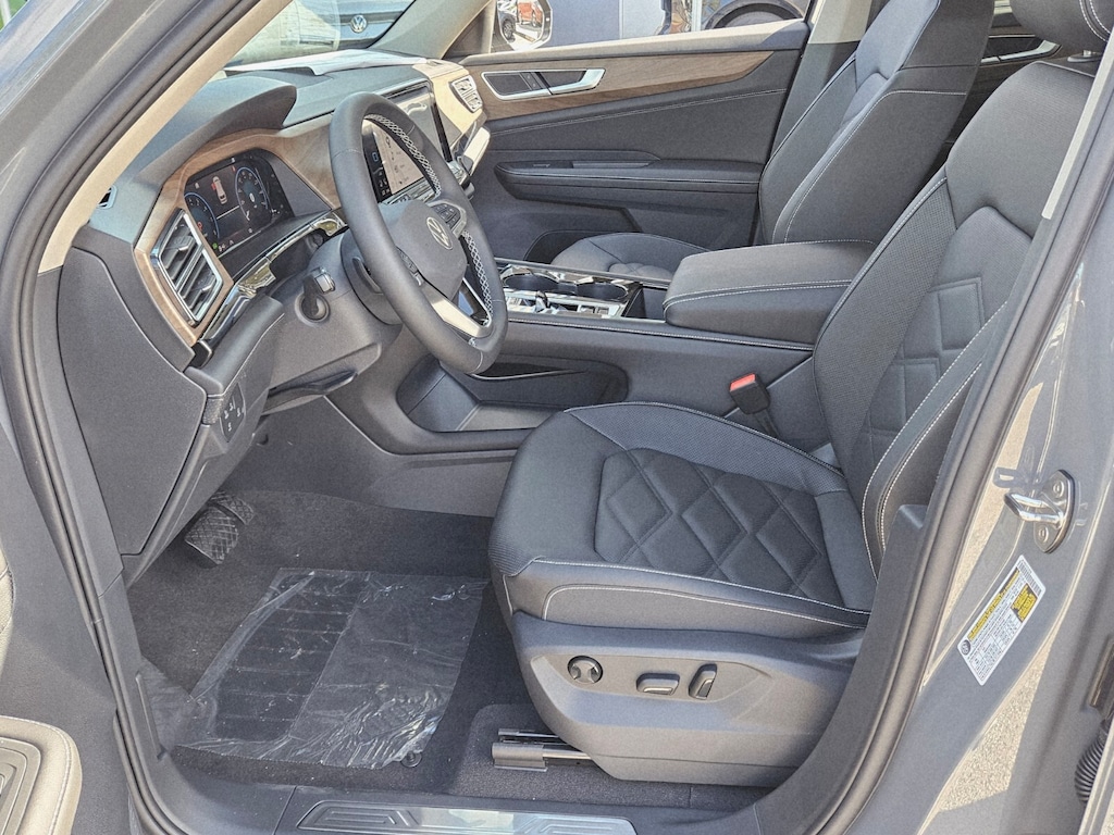 New 2026 Volkswagen Atlas 2.0T SE w/Technology SUV