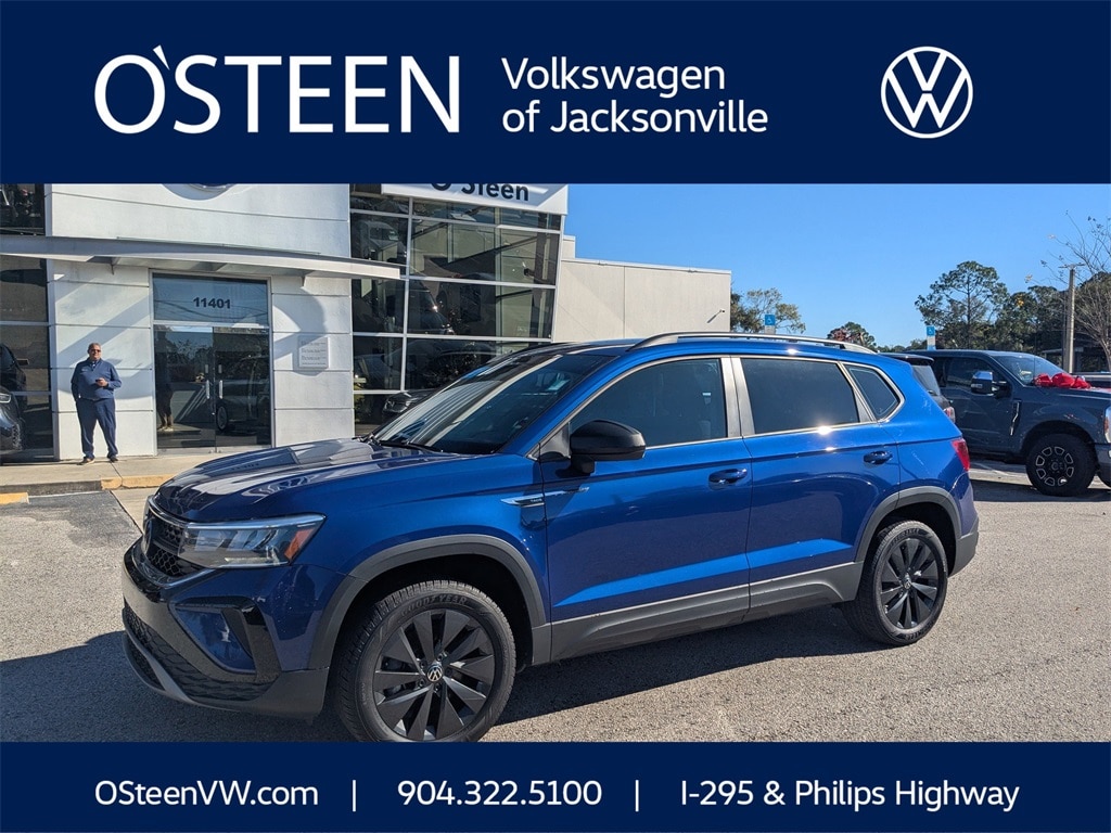 2023 Volkswagen Taos S's photo