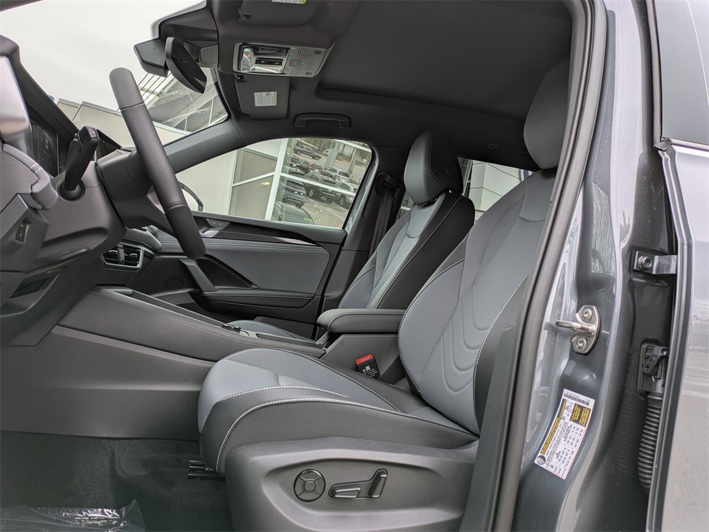 New 2026 Volkswagen Tiguan 2.0T SE R-Line Black SUV