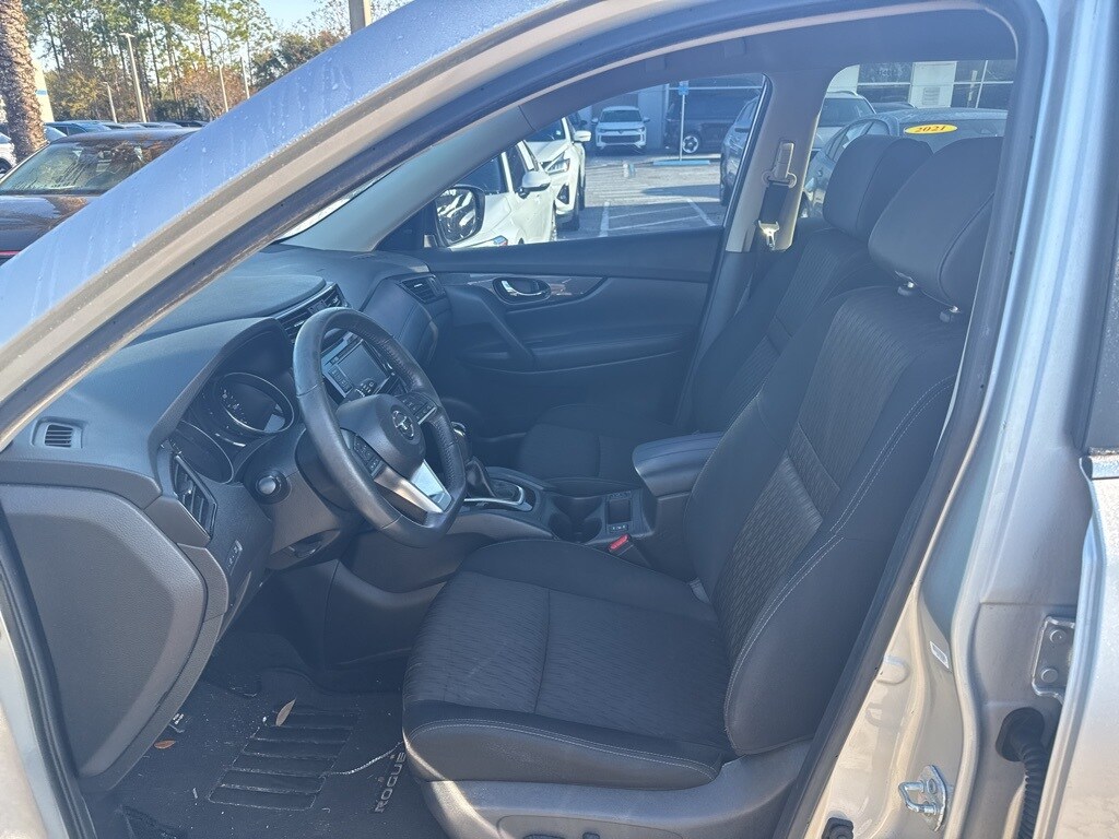 Used 2018 Nissan Rogue SV SUV