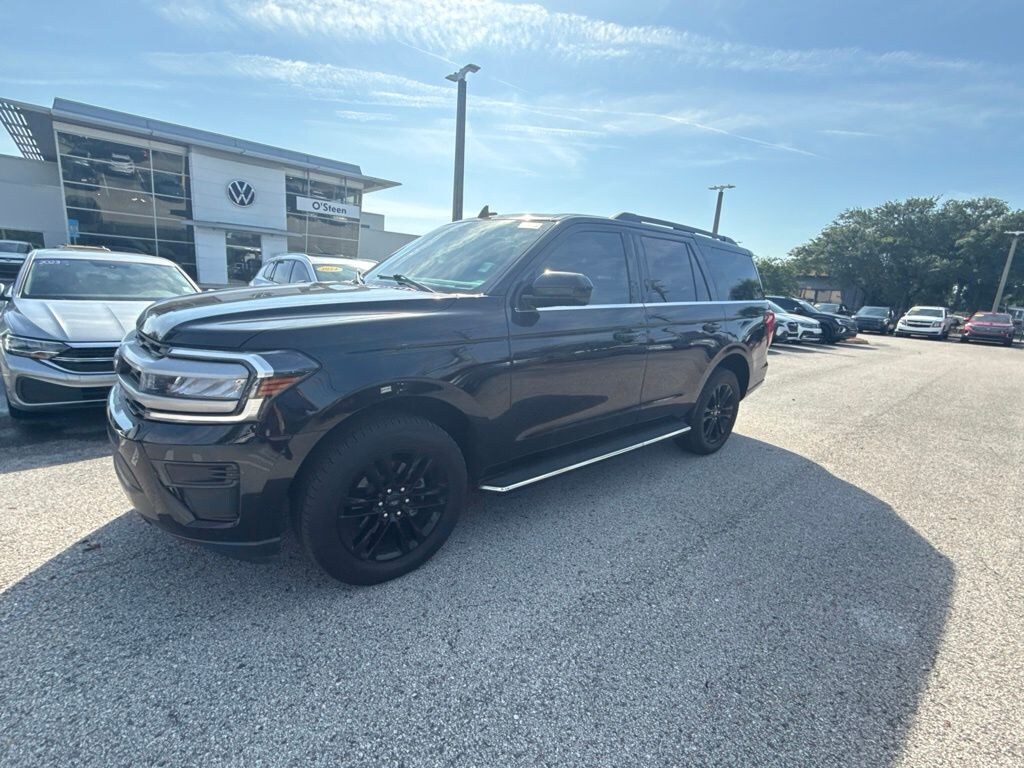 Used 2023 Ford Expedition XLT SUV