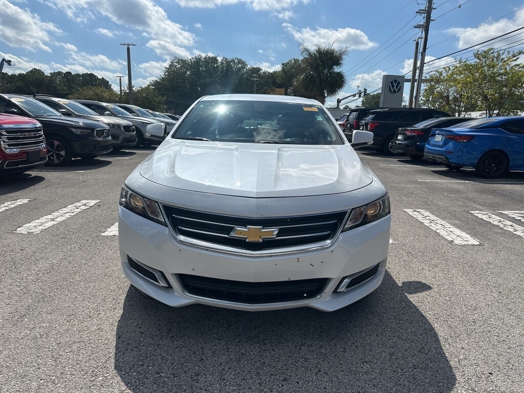 2016 Chevrolet Impala 1LT photo 2