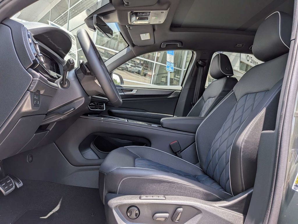 New 2026 Volkswagen Atlas Cross Sport 2.0T SEL Premium R-Line SUV