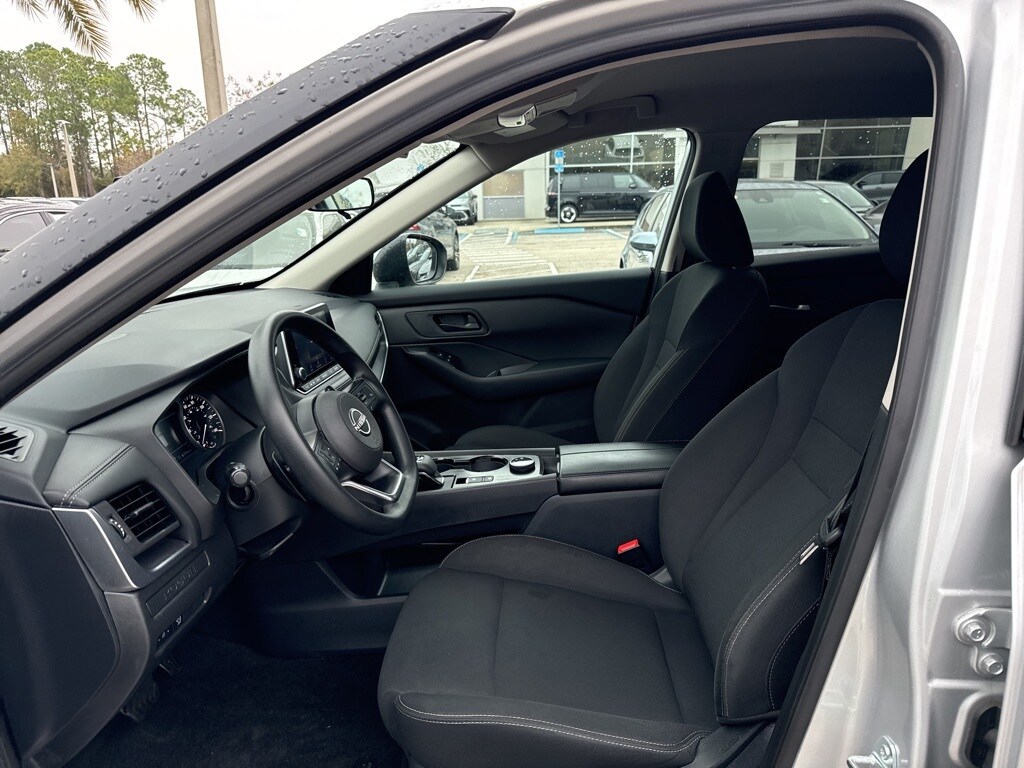 Used 2024 Nissan Rogue S SUV