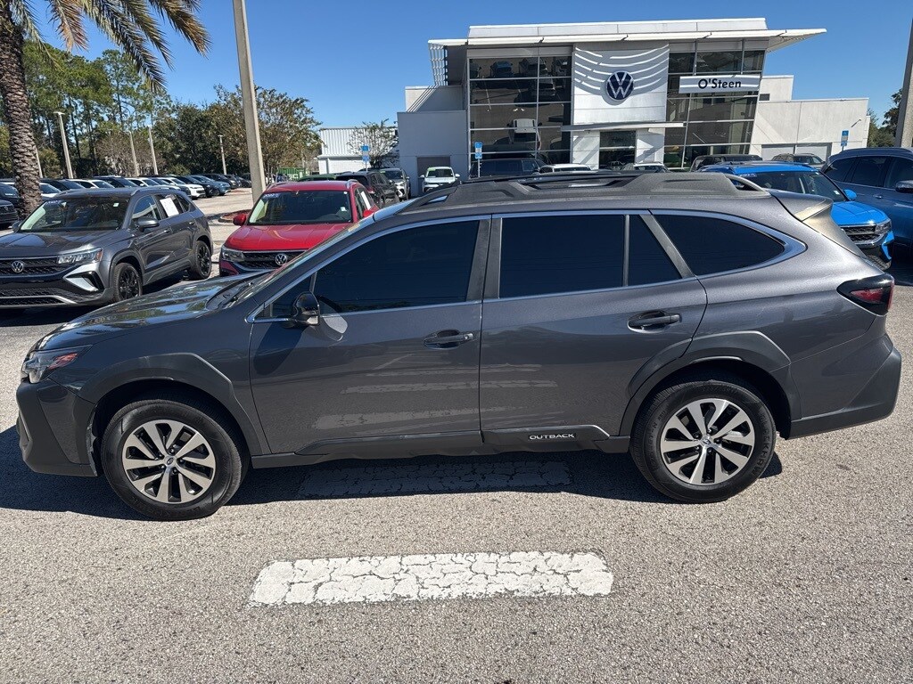 Used 2023 Subaru Outback Premium SUV