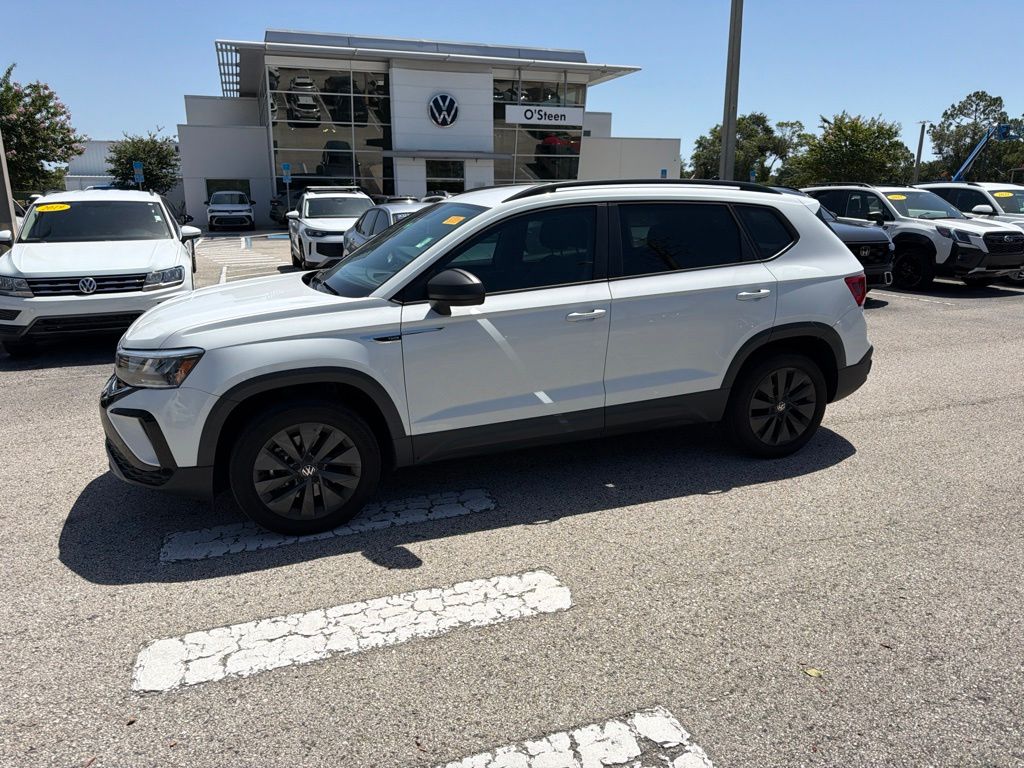 2022 Volkswagen Taos