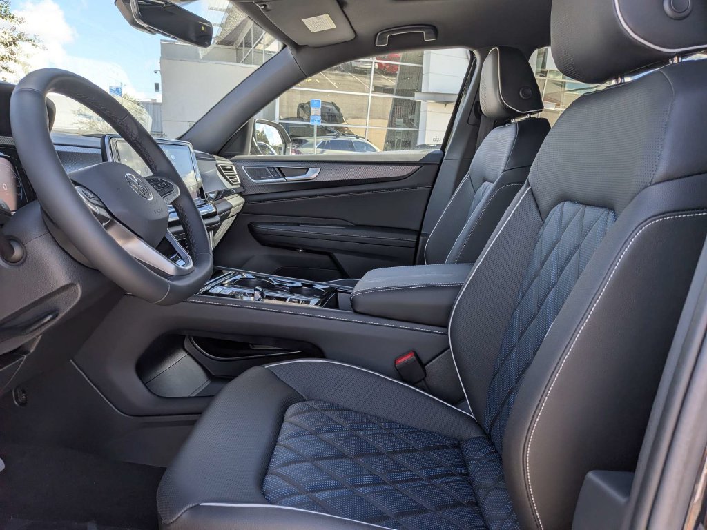New 2026 Volkswagen Atlas Cross Sport SEL Premium R-Line SUV