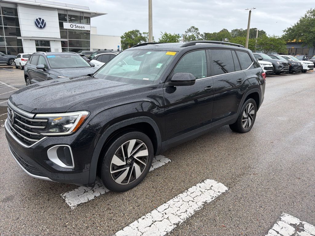 2024 Volkswagen Atlas SE w/Tech