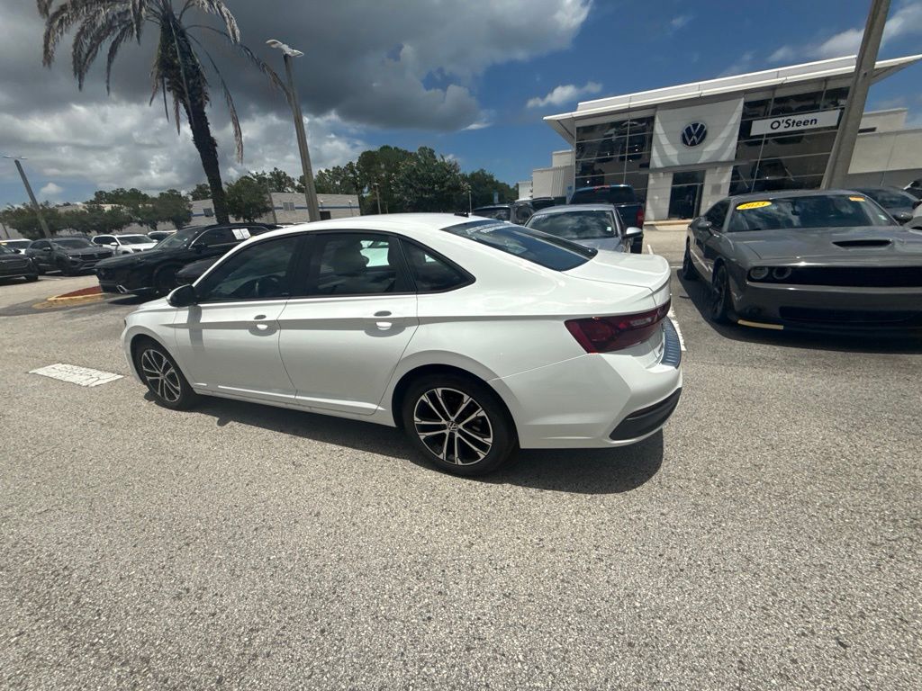 2026 Volkswagen Jetta Sport - Photo 21