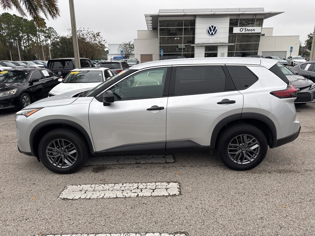 Used 2024 Nissan Rogue S SUV