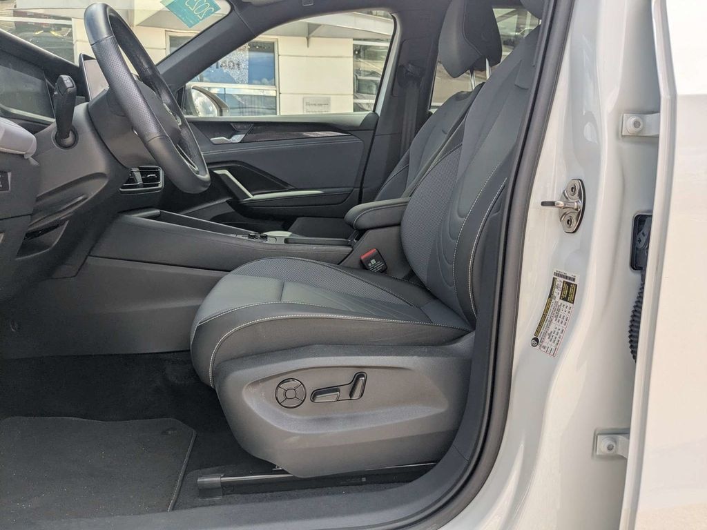 Certified 2025 Volkswagen Tiguan 2.0T SE R-Line Black SUV