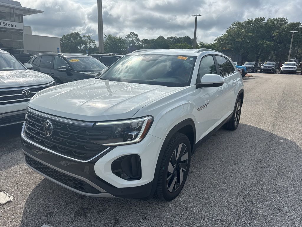 2024 Volkswagen Atlas Cross Sport 2.0T SE w/Tech's photo