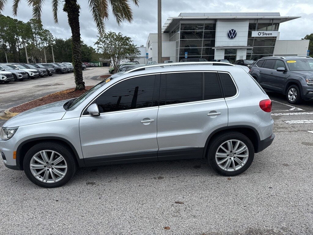 2016 Volkswagen Tiguan SE photo 3
