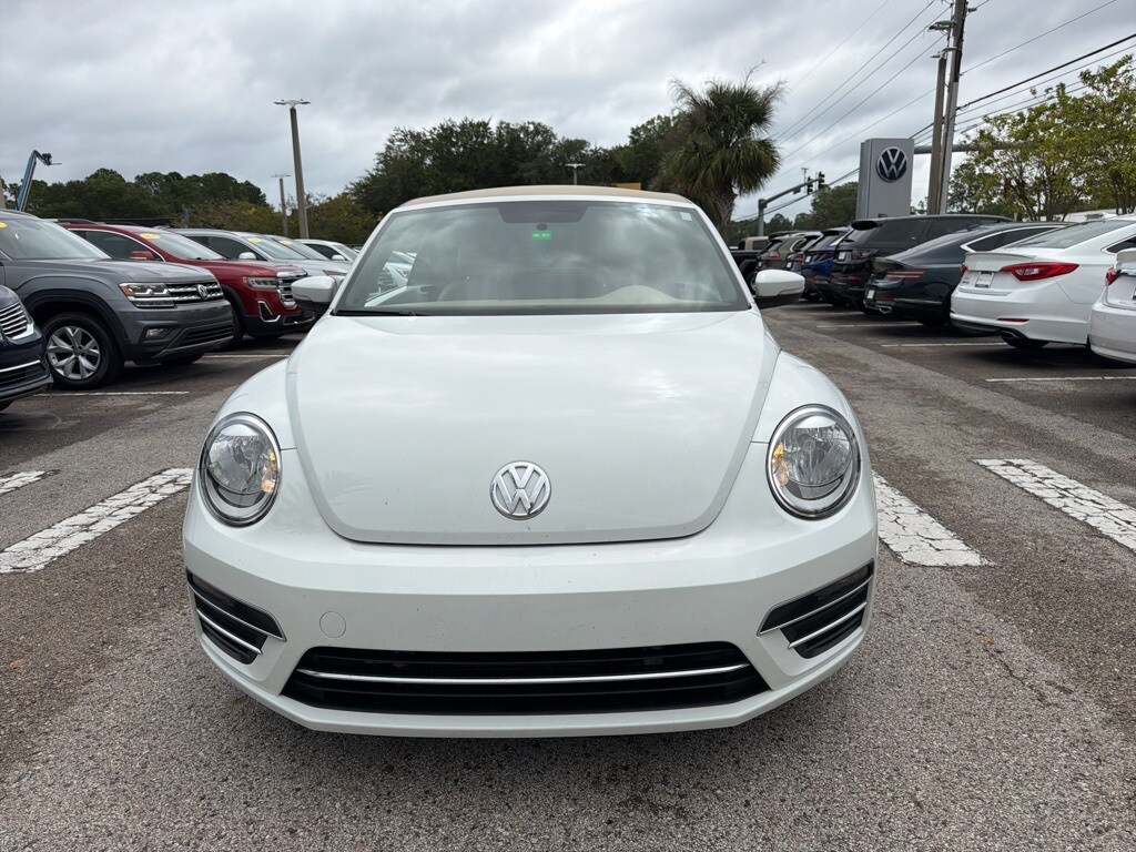 2019 Volkswagen Beetle S Convertible photo 3
