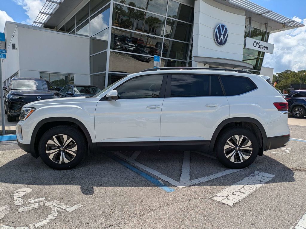 2026 Volkswagen Atlas SE - Photo 3