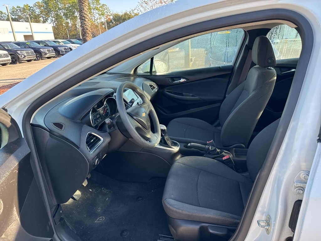 Used 2017 Chevrolet Cruze L Manual Sedan