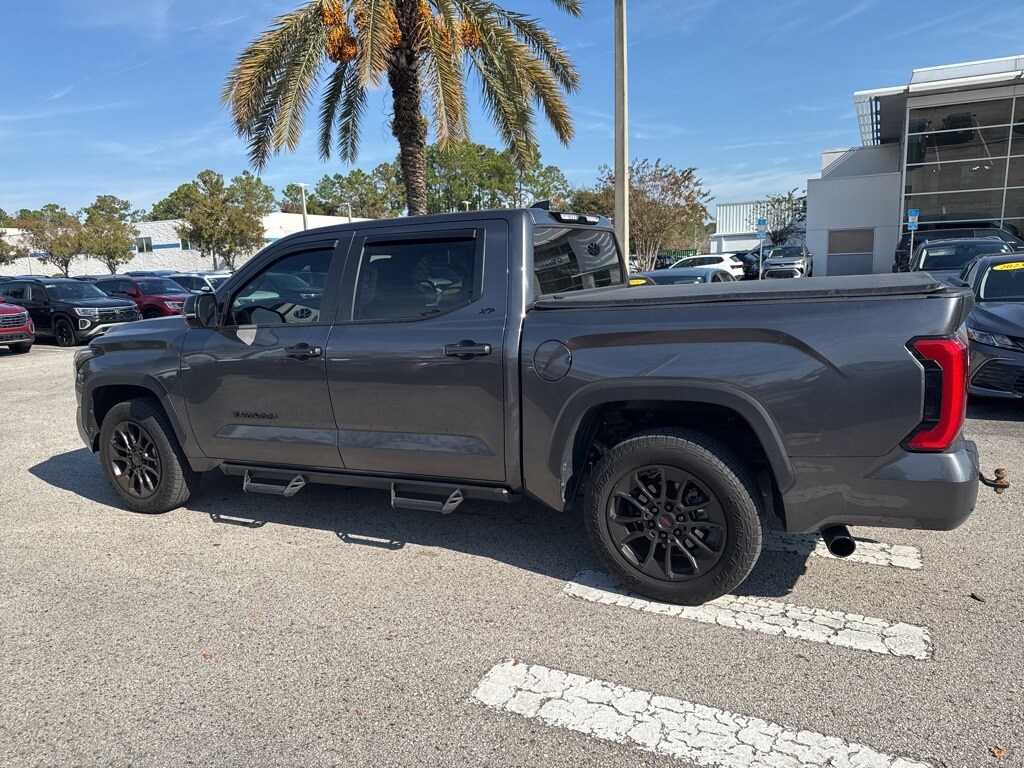 2024 Toyota Tundra SR5 CrewMax photo 4