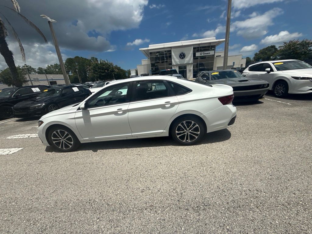 2026 Volkswagen Jetta Sport - Photo 23
