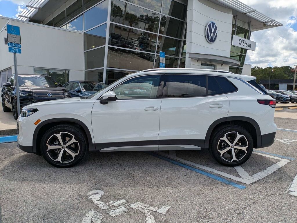 New 2026 Volkswagen Tiguan 2.0T SE SUV