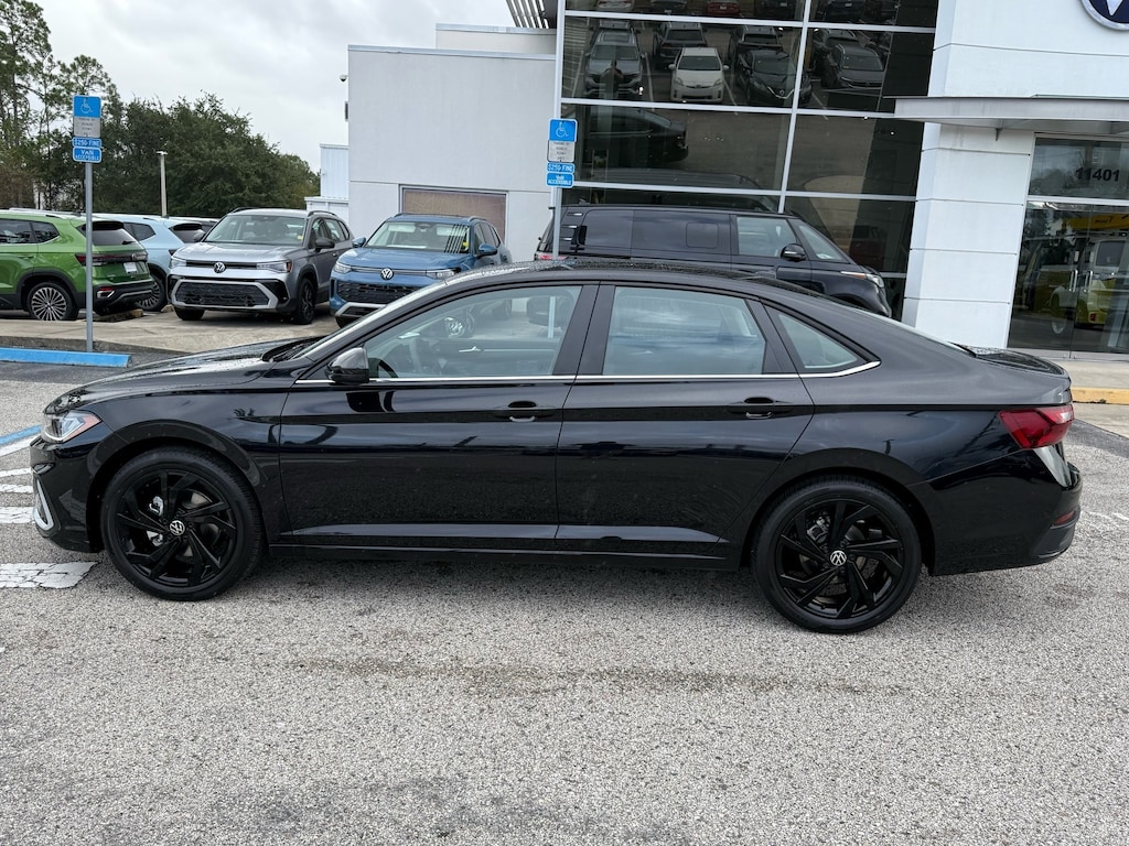 New 2026 Volkswagen Jetta 1.5T SE Sedan