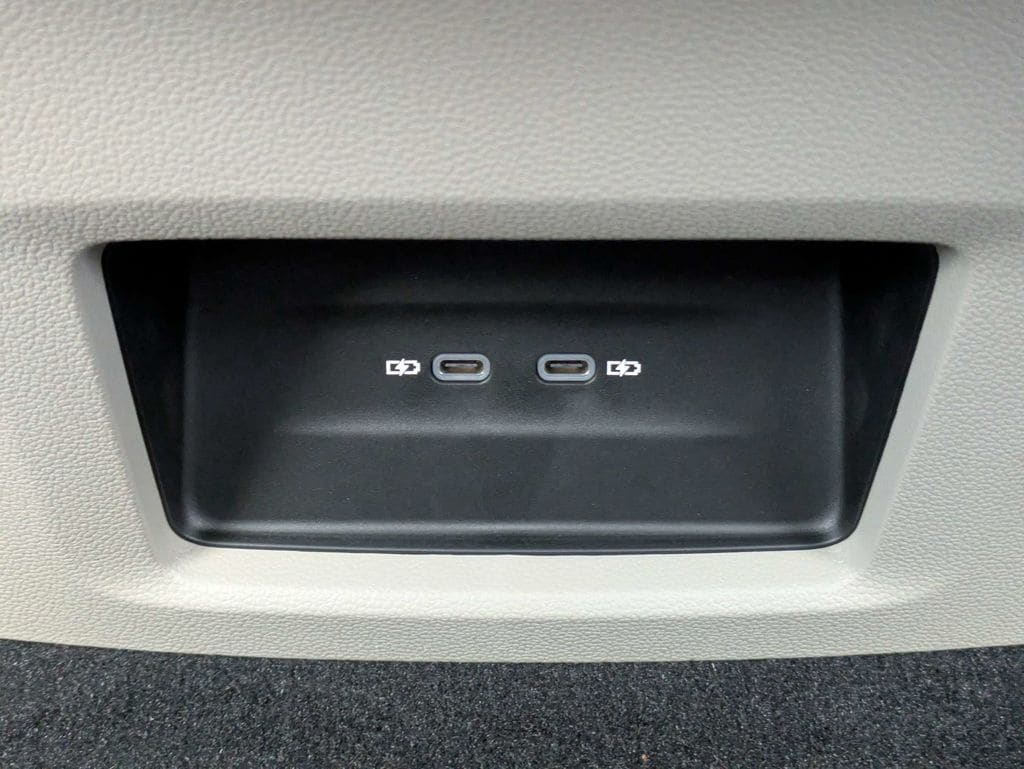 2026 Volkswagen Atlas SE - Photo 18