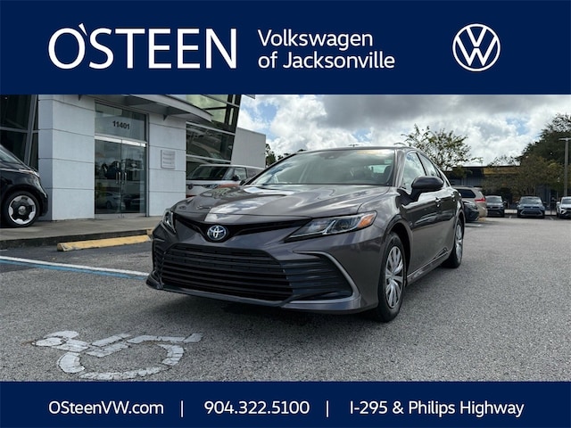 2024 Toyota Camry Hybrid LE Sedan