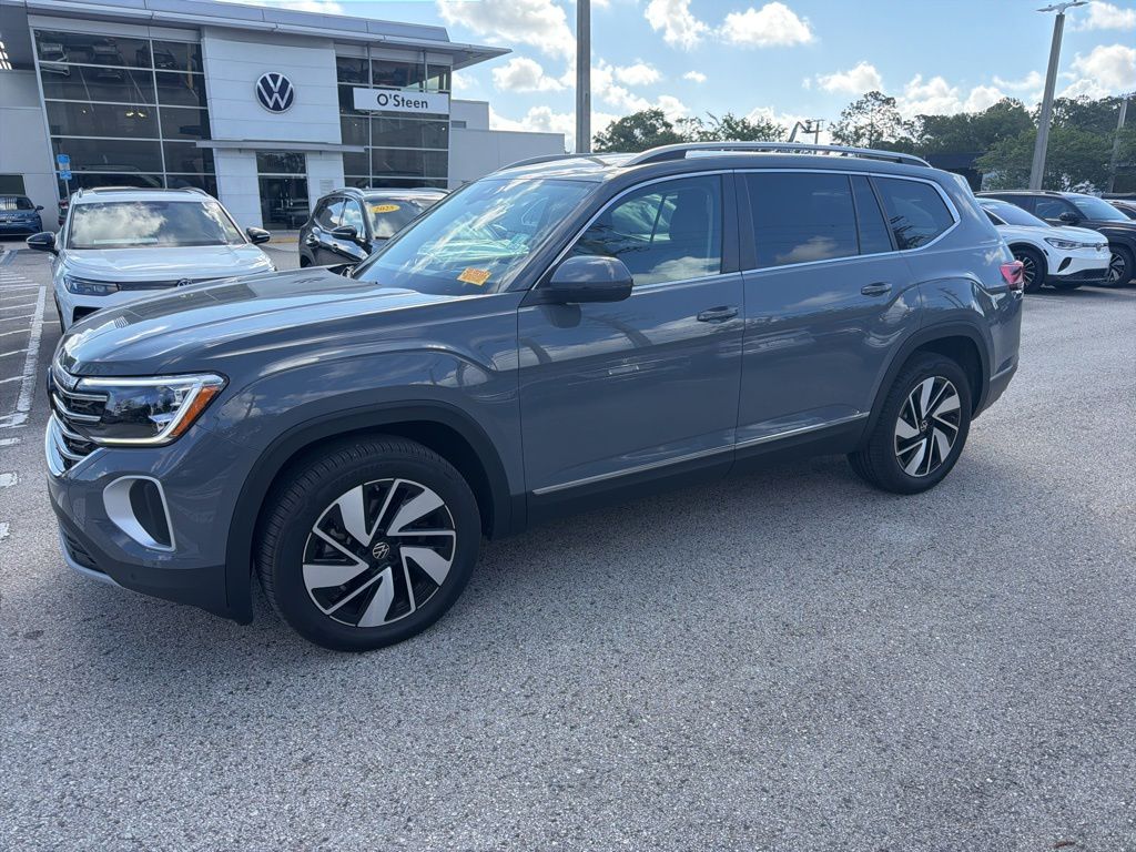 2025 Volkswagen Atlas 2.0T SEL 4MOTION's photo