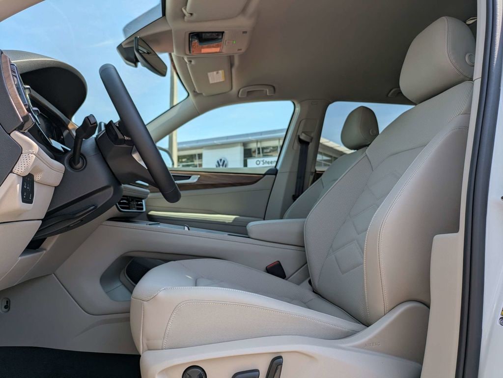 New 2026 Volkswagen Atlas 2.0T SE SUV