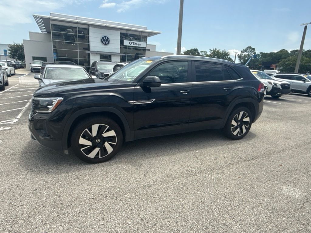 Used 2024 Volkswagen Atlas Cross Sport 2.0T SE w/Technology SUV
